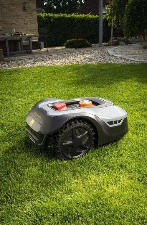 Riwall RRM 650 APP 600 m2, WiFi/Bluetooth akkumulátoros robotfűnyíró