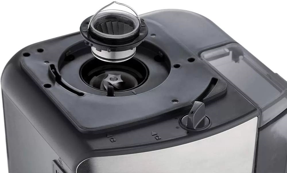 Russell Hobbs 25620-56/RH Grind&Brew beépített darálóval filteres kávéfőző