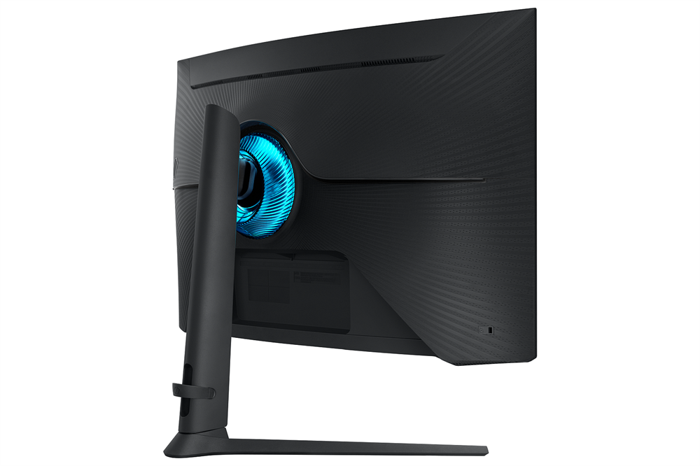 Samsung 32" LS32BG650EUX Gaming&Smart QHD VA 240Hz HDMI/DP/USB gamer ívelt monitor