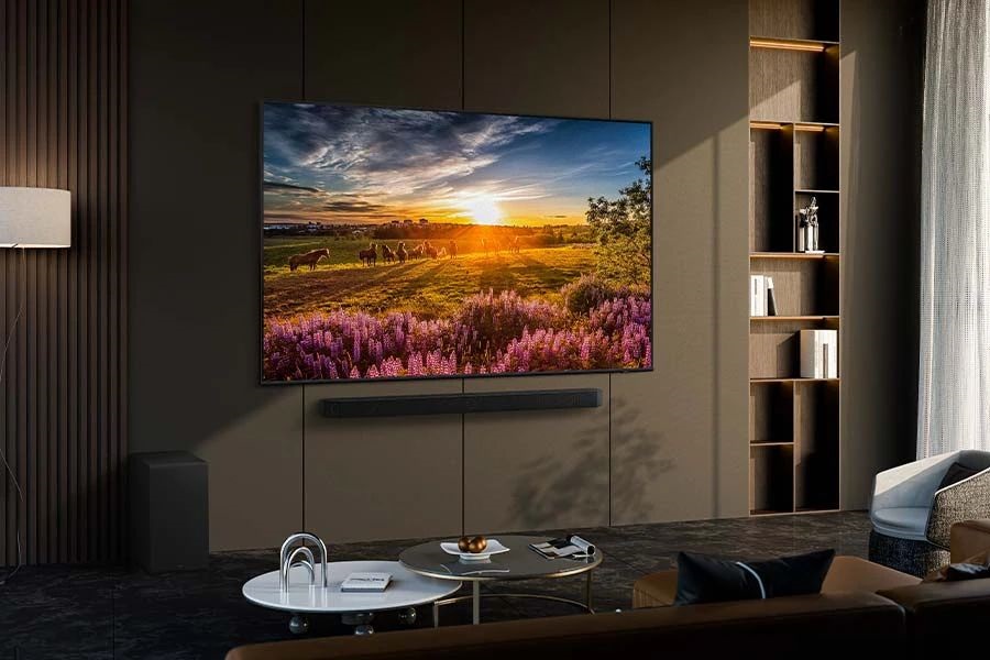 Samsung 43" QE43Q60DAUXXH 4K UHD Smart QLED TV (Újracsomagolt)