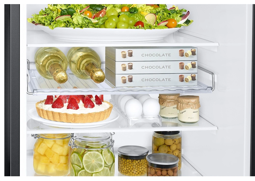 Samsung RB34C672DBN/EF fekete, alulfagyasztós, Hűtő:230L, Fagyasztó:114L, hűtőszekrény (Használt - B)