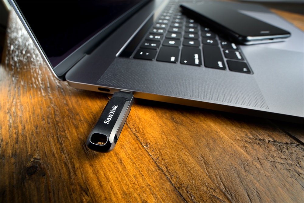 Sandisk 00186488 512GB USB 3.1 fekete Flash Drive