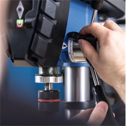 Scheppach TBM 250 Vario keresztlézerrel oszlopos fúrógép