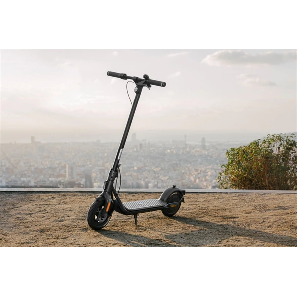Segway Ninebot KickScooter F2 elektromos roller (Újracsomagolt)
