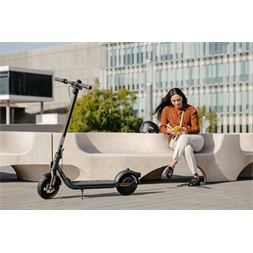 Segway Ninebot KickScooter F2 elektromos roller (Újracsomagolt)