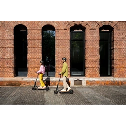 Segway Ninebot Kickscooter E2 D II elektromos roller