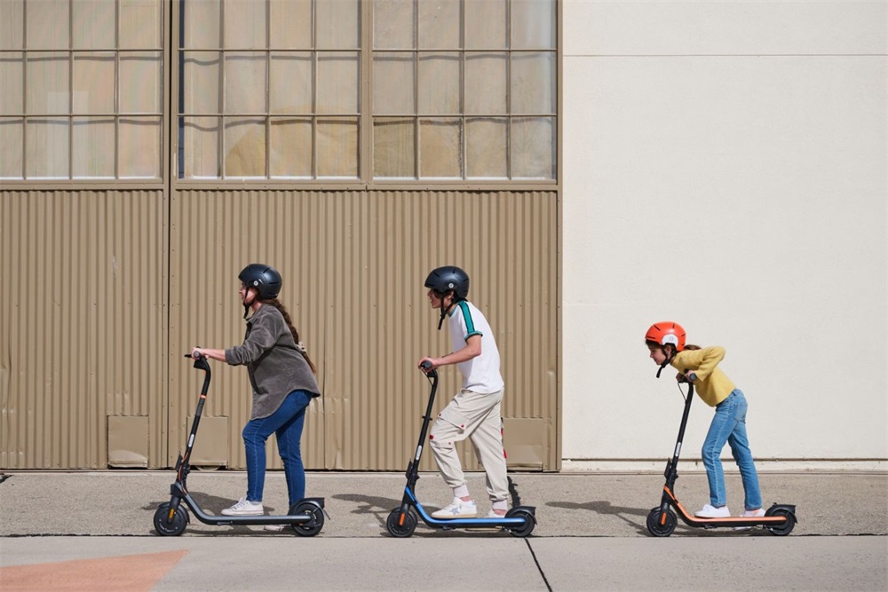 Segway Ninebot eKickScooter C2 Pro E elektromos gyerek roller