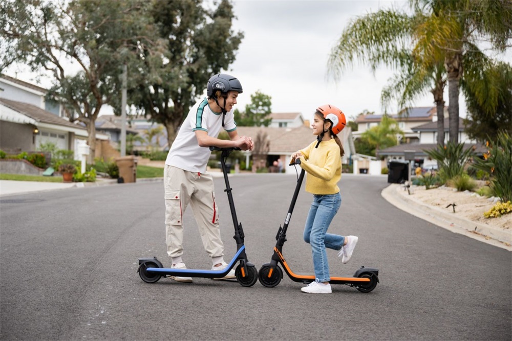 Segway Ninebot eKickScooter C2 Pro E elektromos gyerek roller