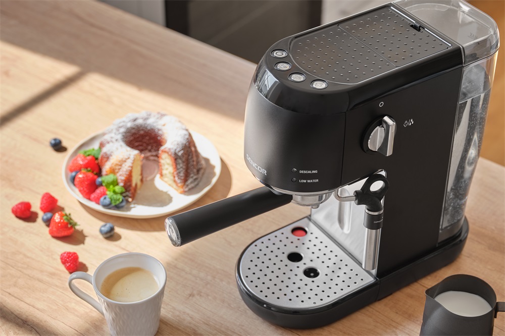 Sencor SES 4700BK fekete espresso kávéfőző