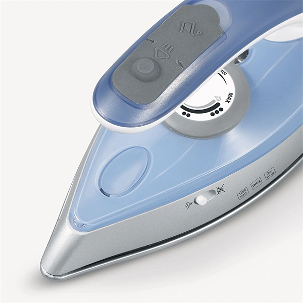 Severin BA3234 1000W ezüst-kék úti vasaló