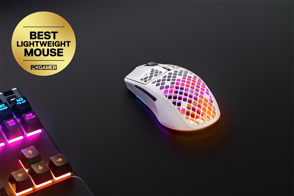 SteelSeries Aerox 3 (2022) Snow wireless fehér optikai gamer egér