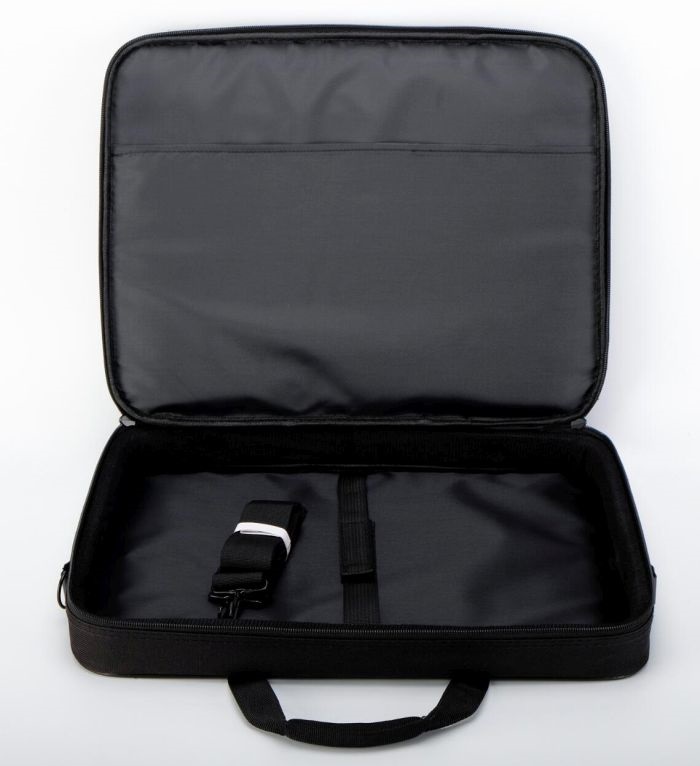 TOO 15,6" fekete notebook táska fehér dekor csíkkal (Újszerű)