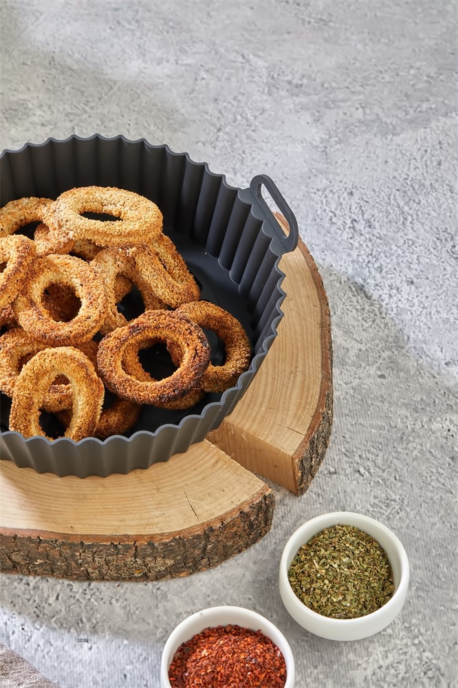 TOO kerek szilikon forma forrólevegős sütőhöz (air fryer) 20cm átmérő 5cm magasság, szürke, fekete vagy piros SL-3250
