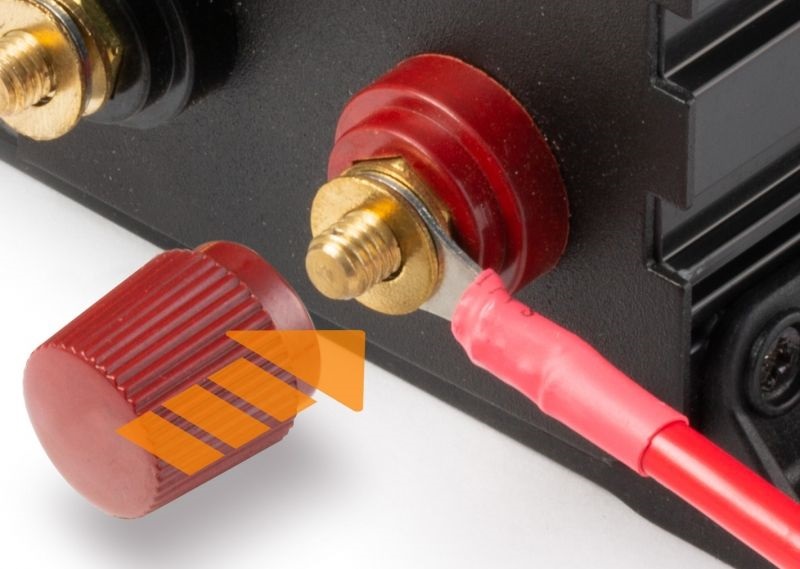 Technaxx TE19 600W 1xUSB-C 1xUSB 2x230V autós inverter
