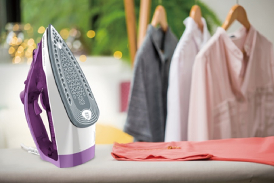 Tefal FV2836E0 Express Steam lila gőzölős vasaló