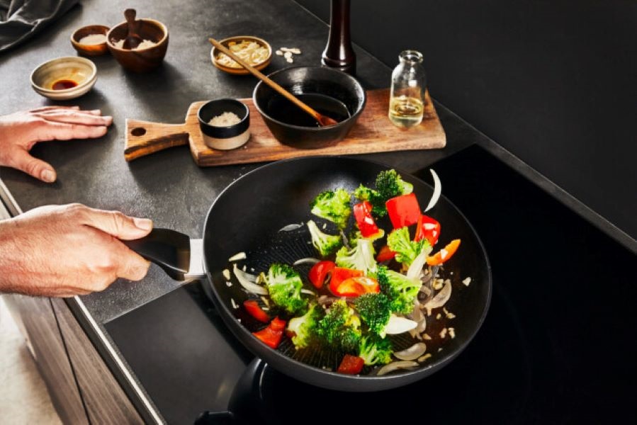 Tefal G2557572 Unlimited 22cm-es alumínium multi serpenyő
