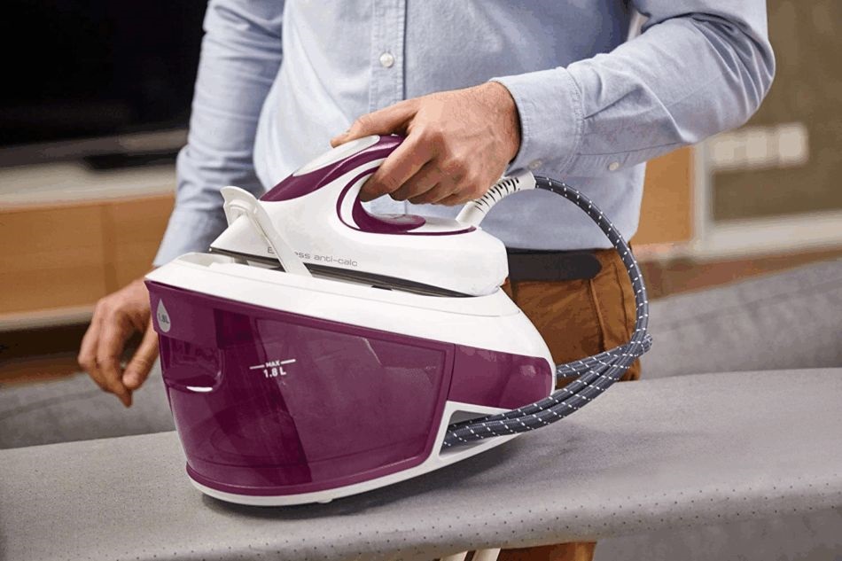 Tefal SV8054E0 lila-fehér gőzállomás