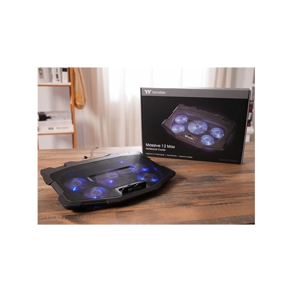 Thermaltake Massive 12 Max notebook hűtőpad / állvány fekete