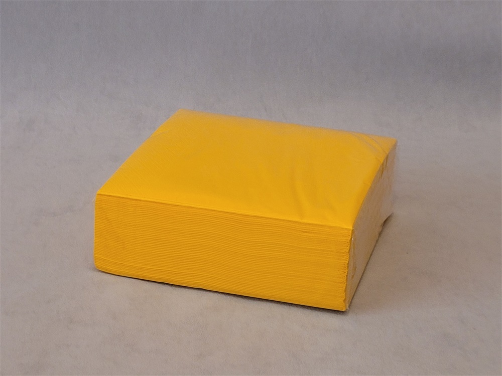 Tissue 33-as 1/4 sárga 3 rétegű 50 lapos szalvéta