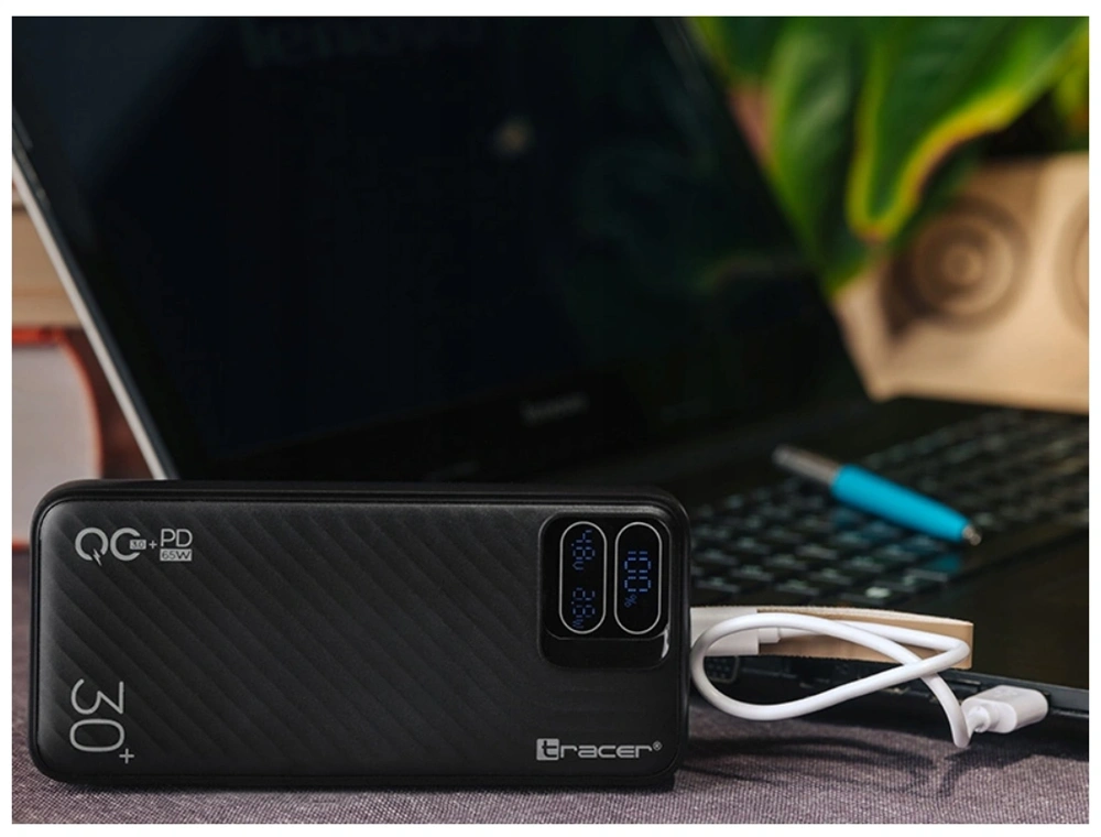Tracer Blaze 30 000 mAh PD 65W Quick Charge 3.0 fekete hordozható power bank
