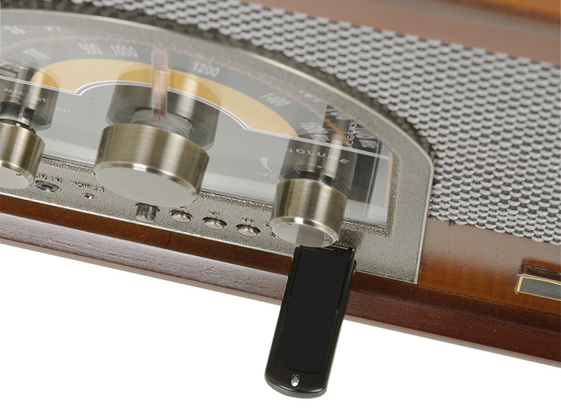 Trevi TT 1040 E USB/Bluetooth fa retro bakelit lemezjátszó