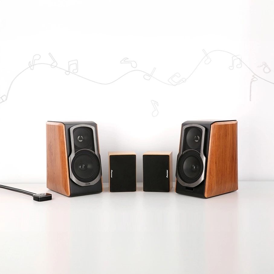 UGREEN Bluetooth 5.1 fekete vevő adapter