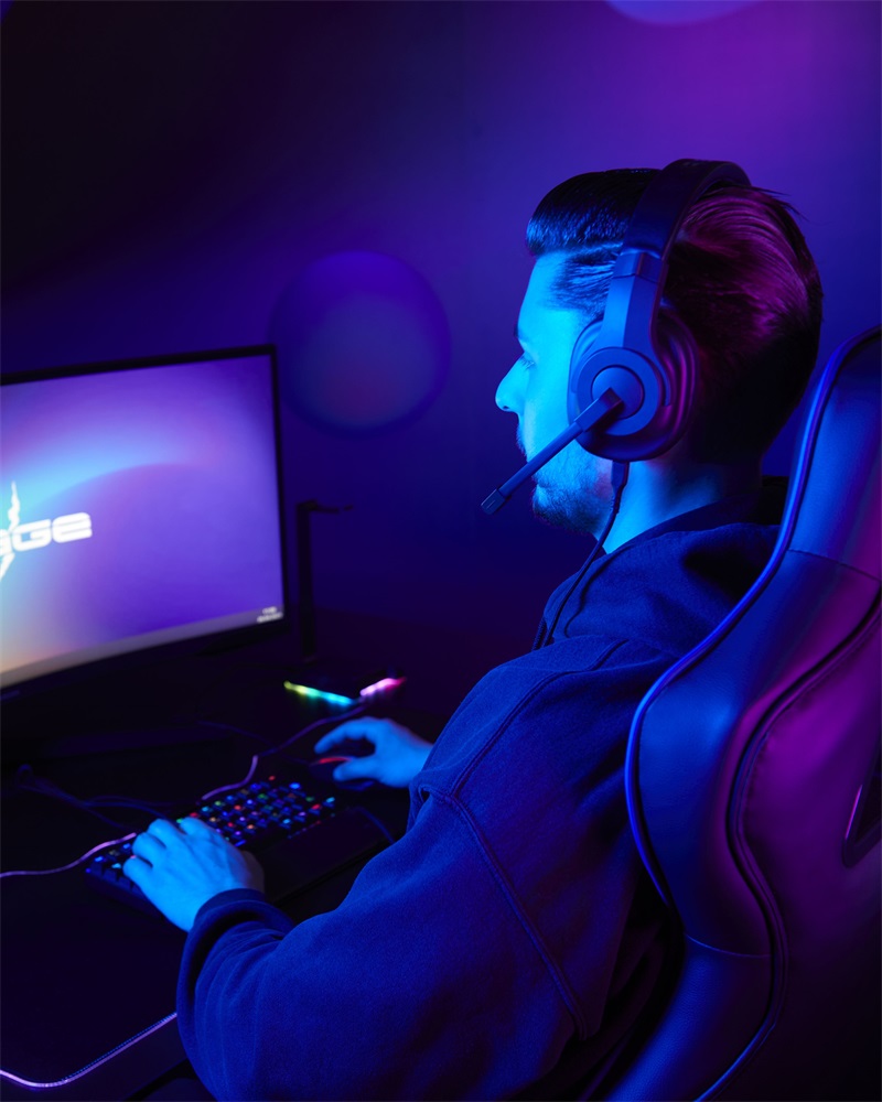 URAGE by Hama 217856 "URAGE SOUNDZ 100 V2" PC/PS/XBOX fekete gamer headset
