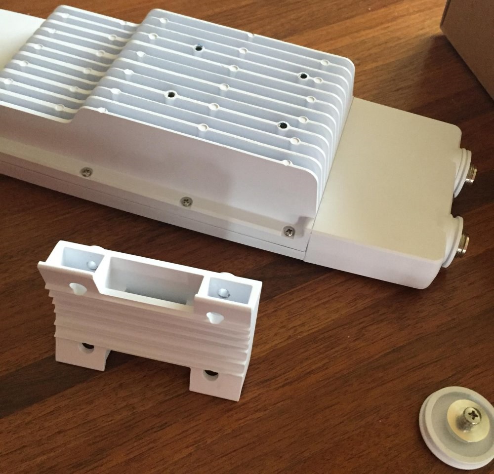 Ubiquiti AF-11 AirFiber 11GHz 1Gbps+ Pont-Pont Gigabit Radio