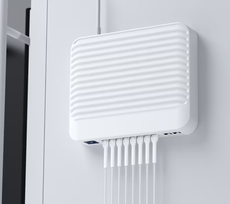 Ubiquiti USW-Pro-8-PoE 8port GbE LAN 6xPoE/PoE+ 2x PoE++ 2xSFP+ port 120W port L3 menedzselhető switch