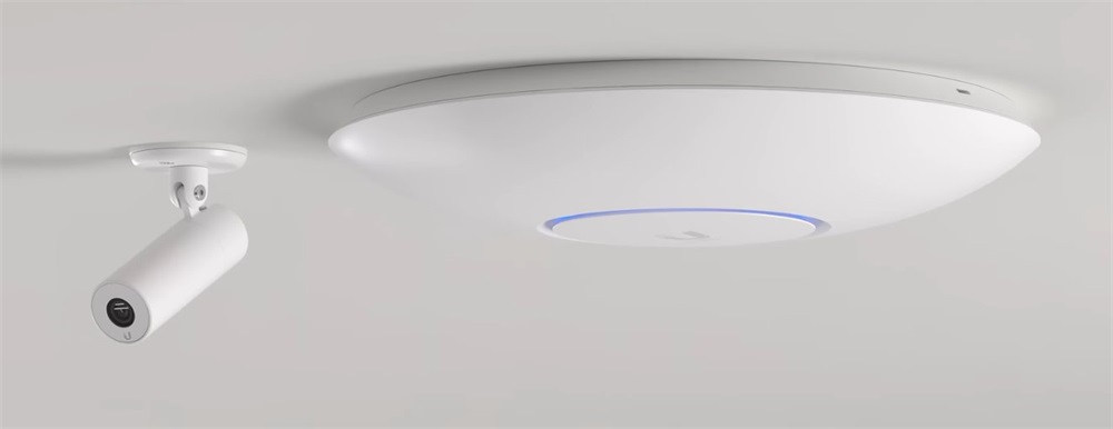 Ubiquiti UVC-AI-Theta UniFi Protect AI Theta 8MP/12MP 2x IP kamera + 1x USB-HUB szett