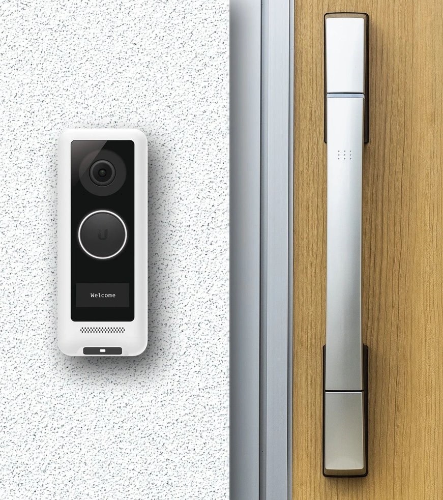 Ubiquiti UVC-G4 Doorbell Pro kültéri/beltéri 5MP kamerás okos csengő