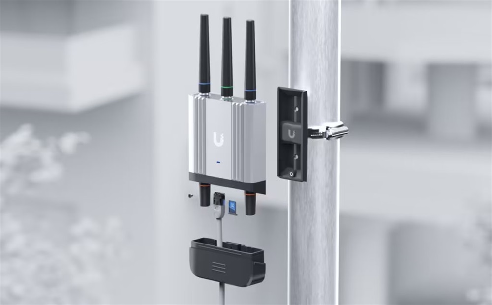 Ubiquiti UniFi UMR-Industrial 2xGbE LAN 1xnanoSIM IoT 4G/LTE CAT4  beltéri/kültéri Vezeték nélküli ipari router