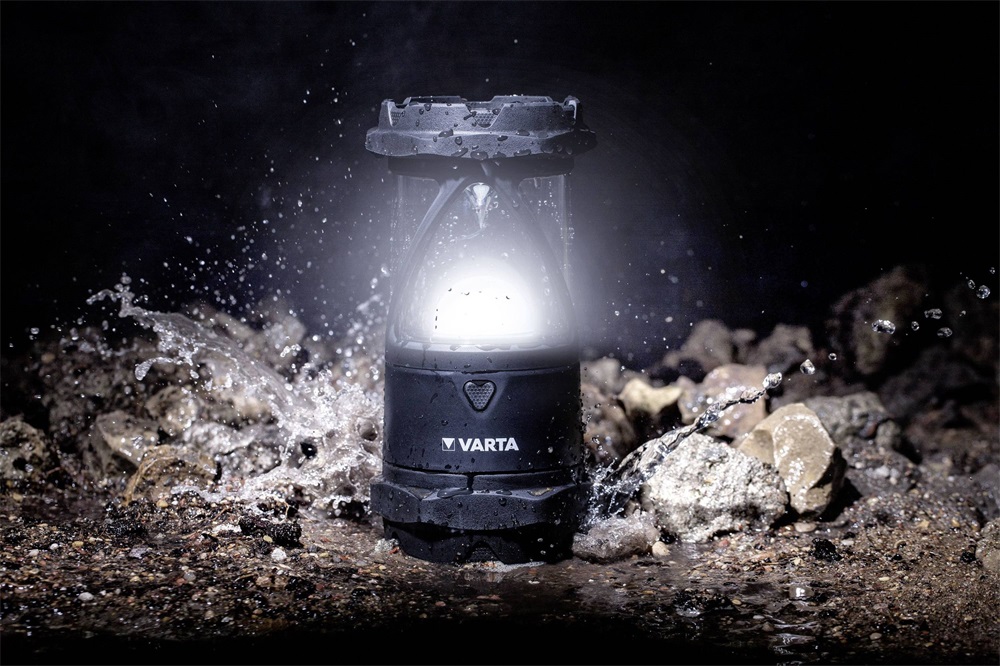 Varta 18761101111 Indestructible L30 Pro kemping lámpa