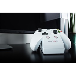 Venom VS2859 Xbox One fehér töltőállomás + 2 db akkumulátor