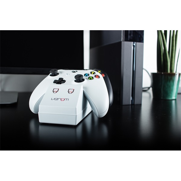 Venom VS2859 Xbox One fehér töltőállomás + 2 db akkumulátor