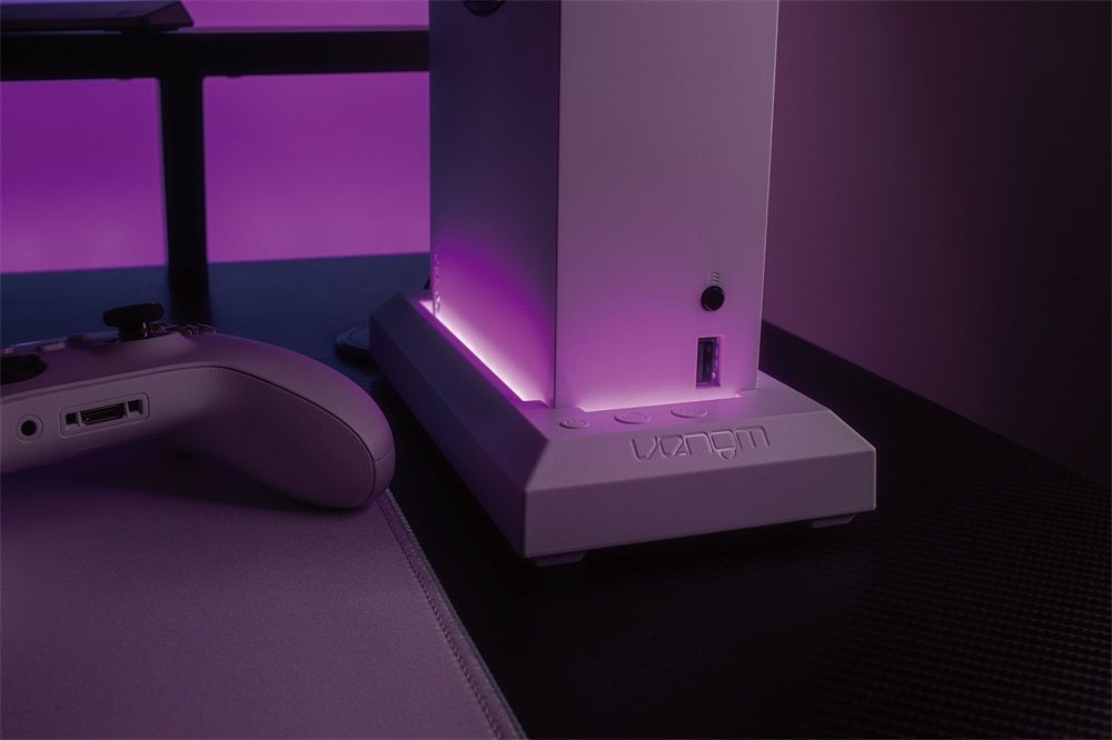 Venom VS3510 Xbox Series S fehér RGB LED állvány