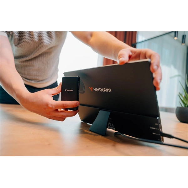 Verbatim 32088 hordozható 14" érintő kijelzős Full HD monitor + 5000mAh powerbank