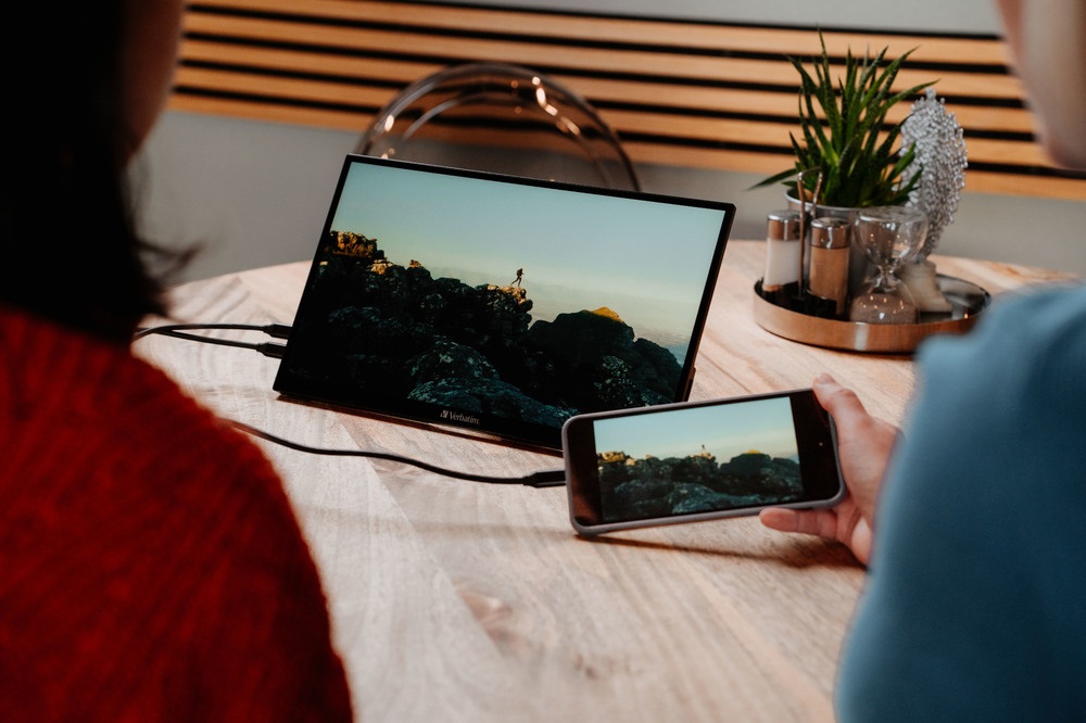 Verbatim 49591 14" PMT-14 FHD IPS HDMI/USB-C fekete fém borítású érintőképernyős monitor