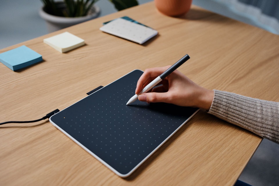 Wacom CTC4110WLW1B One S digitális rajztábla