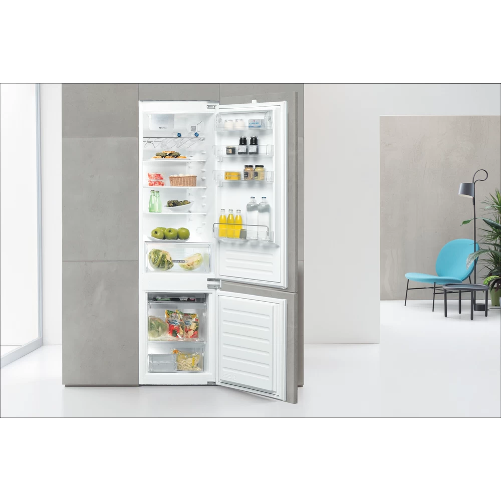Whirlpool ART 96101 alulfagyasztós, beépíthető, Hűtő:227L, Fagyasztó:79L, hűtőszekrény