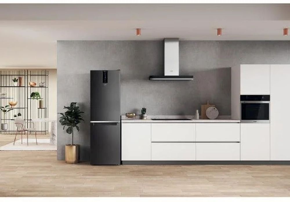 Whirlpool W7X 83T KS fekete, alulfagyasztós, Hűtő:231L, Fagyasztó:104L, No frost hűtőszekrény (Újszerű)