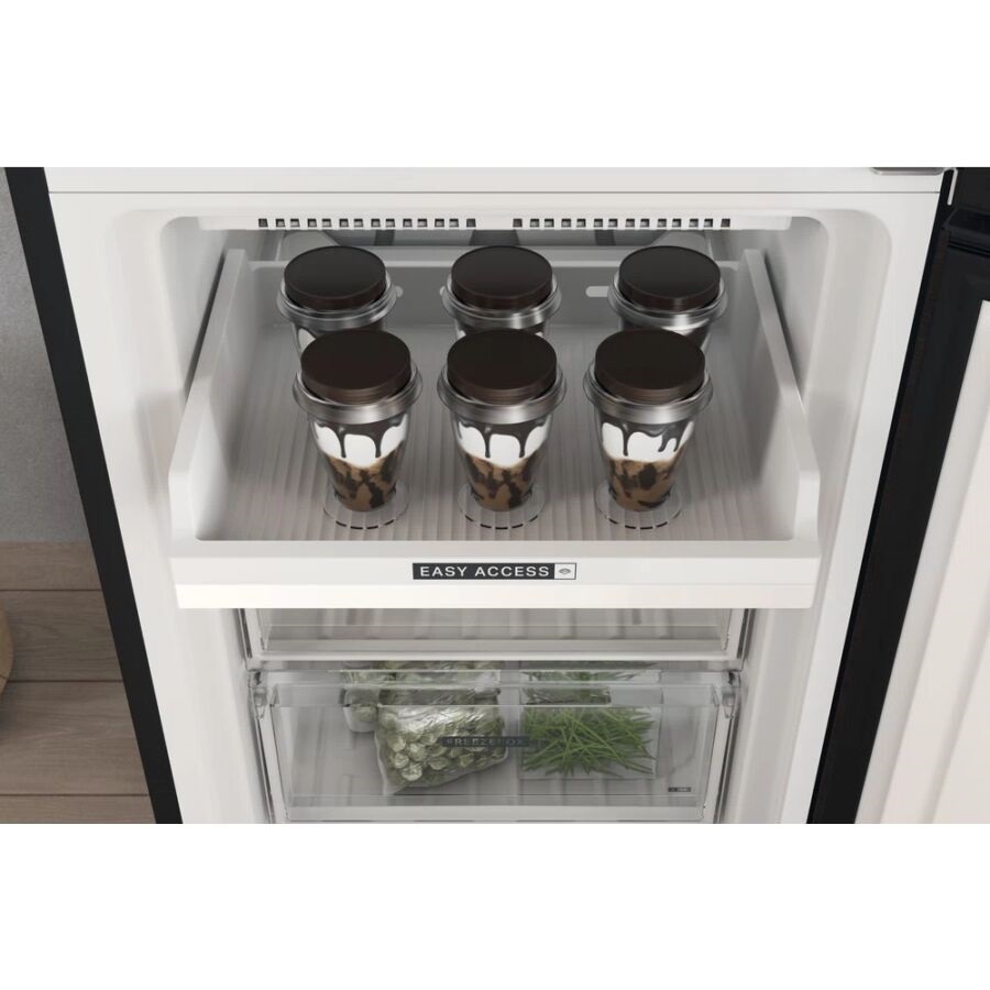 Whirlpool W7X 94T KS fekete, alulfagyasztós, Hűtő:263L, Fagyasztó:104L, Total No frost hűtőszekrény