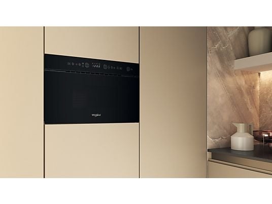 Whirlpool WMN14BB 750W 22L fekete beépíthető mikrohullámú sütő