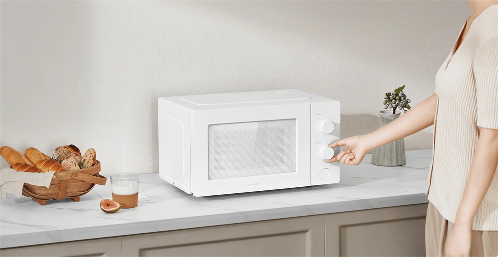 Xiaomi BHR7990EU 700W 20L fehér mikrohullámú sütő