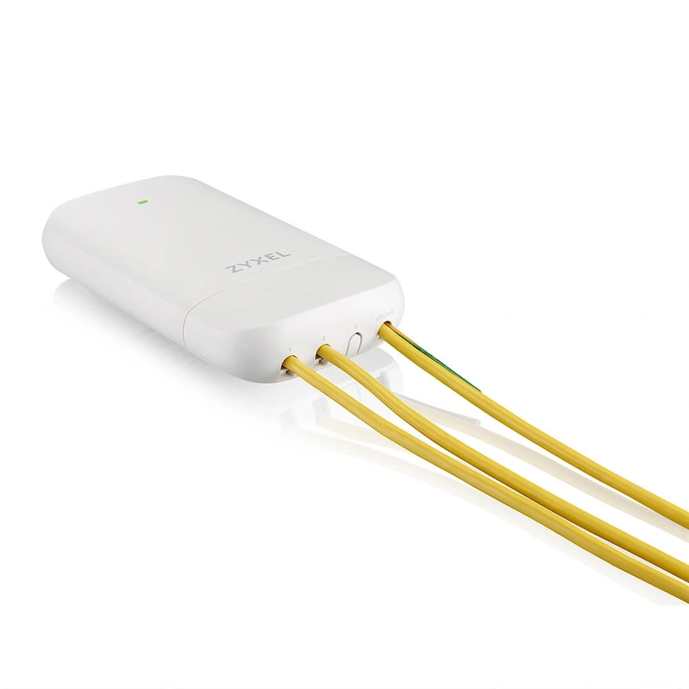 ZyXEL POE12-3PD 4xGbE LAN PoE port (45W) IP55 kültéri PoE extender