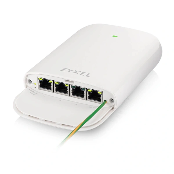 ZyXEL POE12-3PD 4xGbE LAN PoE port (45W) IP55 kültéri PoE extender